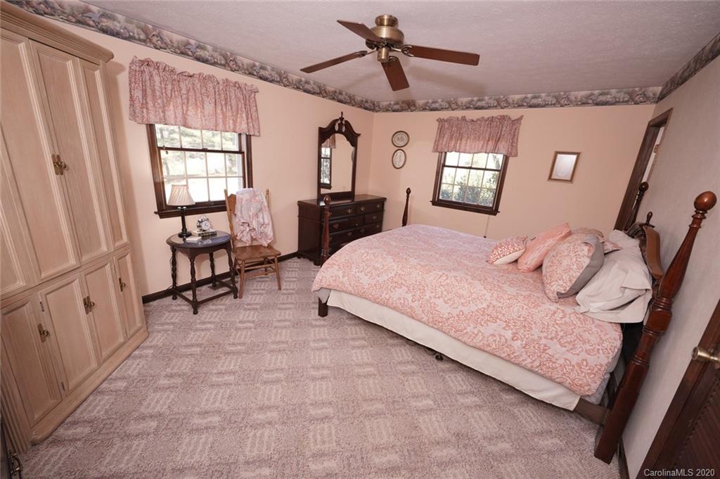 243 Jenny Gap Road Clyde, NC 28721 - Photo 29 of 48