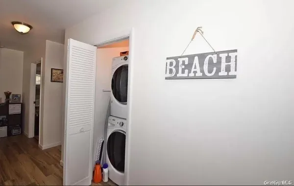 $3,200 | 113 Harding Avenue, Unit LOWR, Long Beach, NY 11561