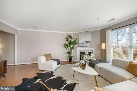 $415,000 | 2495 Angeline Drive, Unit 303, Herndon, VA 20171