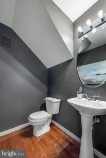 $415,000 | 2495 Angeline Drive, Unit 303, Herndon, VA 20171