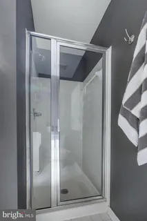 $415,000 | 2495 Angeline Drive, Unit 303, Herndon, VA 20171