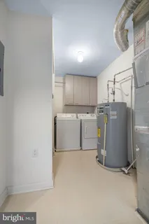 $415,000 | 2495 Angeline Drive, Unit 303, Herndon, VA 20171