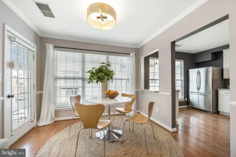 $415,000 | 2495 Angeline Drive, Unit 303, Herndon, VA 20171