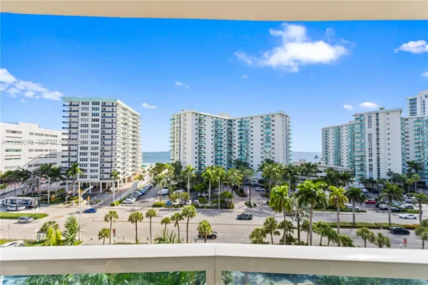 $3,100 | 3800 South Ocean Drive, Unit 719, Hollywood, FL 33019