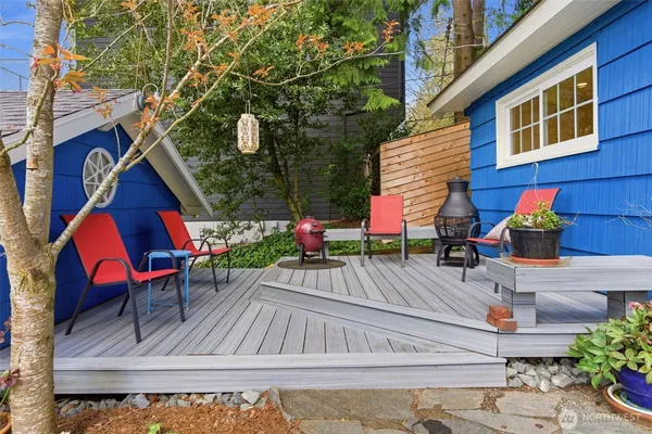 $865,000 | 9730 46th Avenue Northeast, Seattle, WA 98115