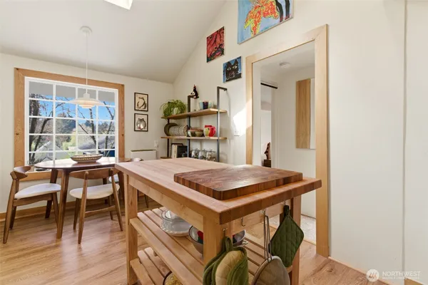 $865,000 | 9730 46th Avenue Northeast, Seattle, WA 98115