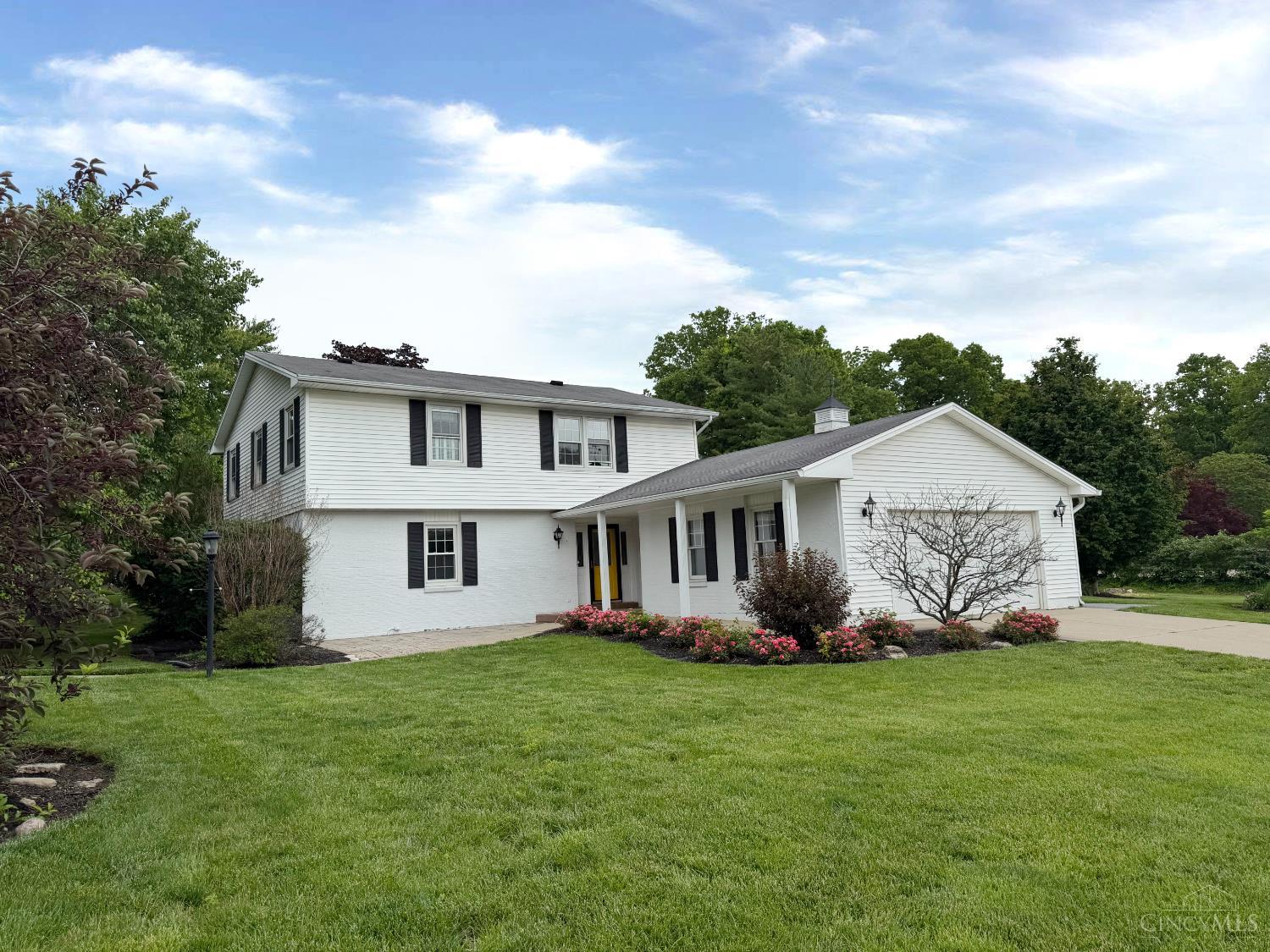 876 Maple Ridge Court Fairfield, OH 45014 - Photo 3 of 86