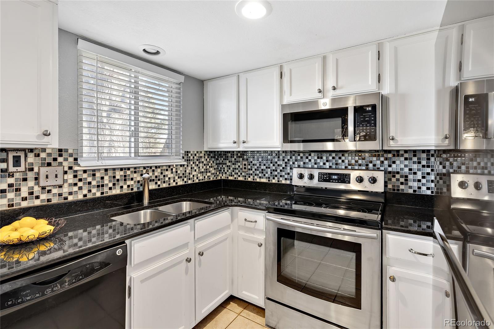 4115 South Rifle Way Aurora, CO 80013 - Photo 14 of 36 Gallery Image 14