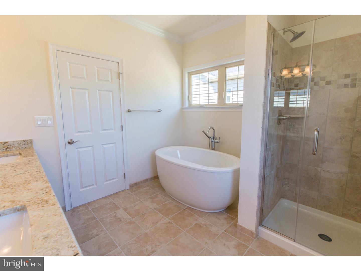 13105 Worthington Road Philadelphia, PA 19116 - Photo 20 of 25 Master Bathroom