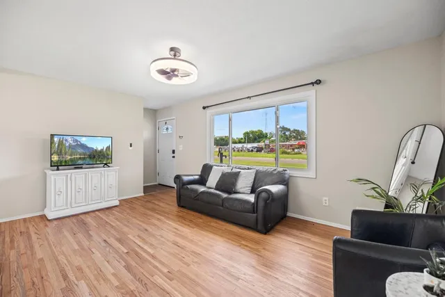 $365,000 | 4370 Nicols Road, Eagan, MN 55122