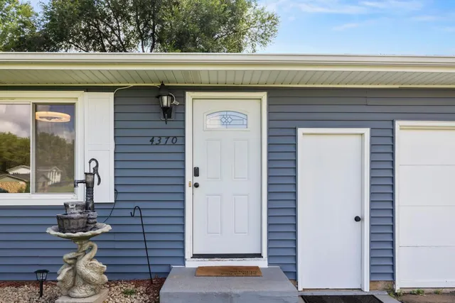 $365,000 | 4370 Nicols Road, Eagan, MN 55122