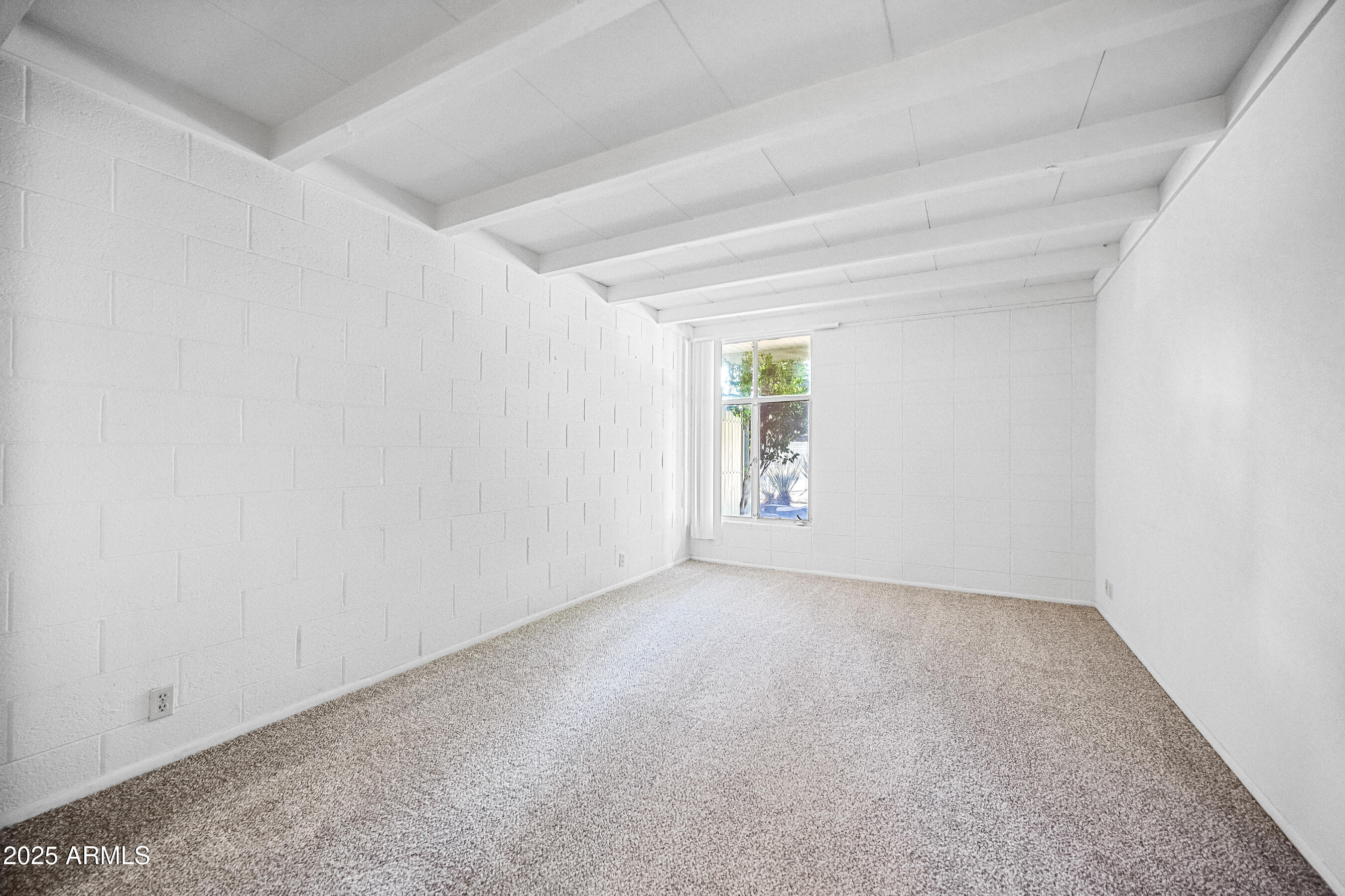 1101 East Bethany Home Road, Unit 8 Phoenix, AZ 85014 - Photo 15 of 20 16-1101EBHR8-ocupix-