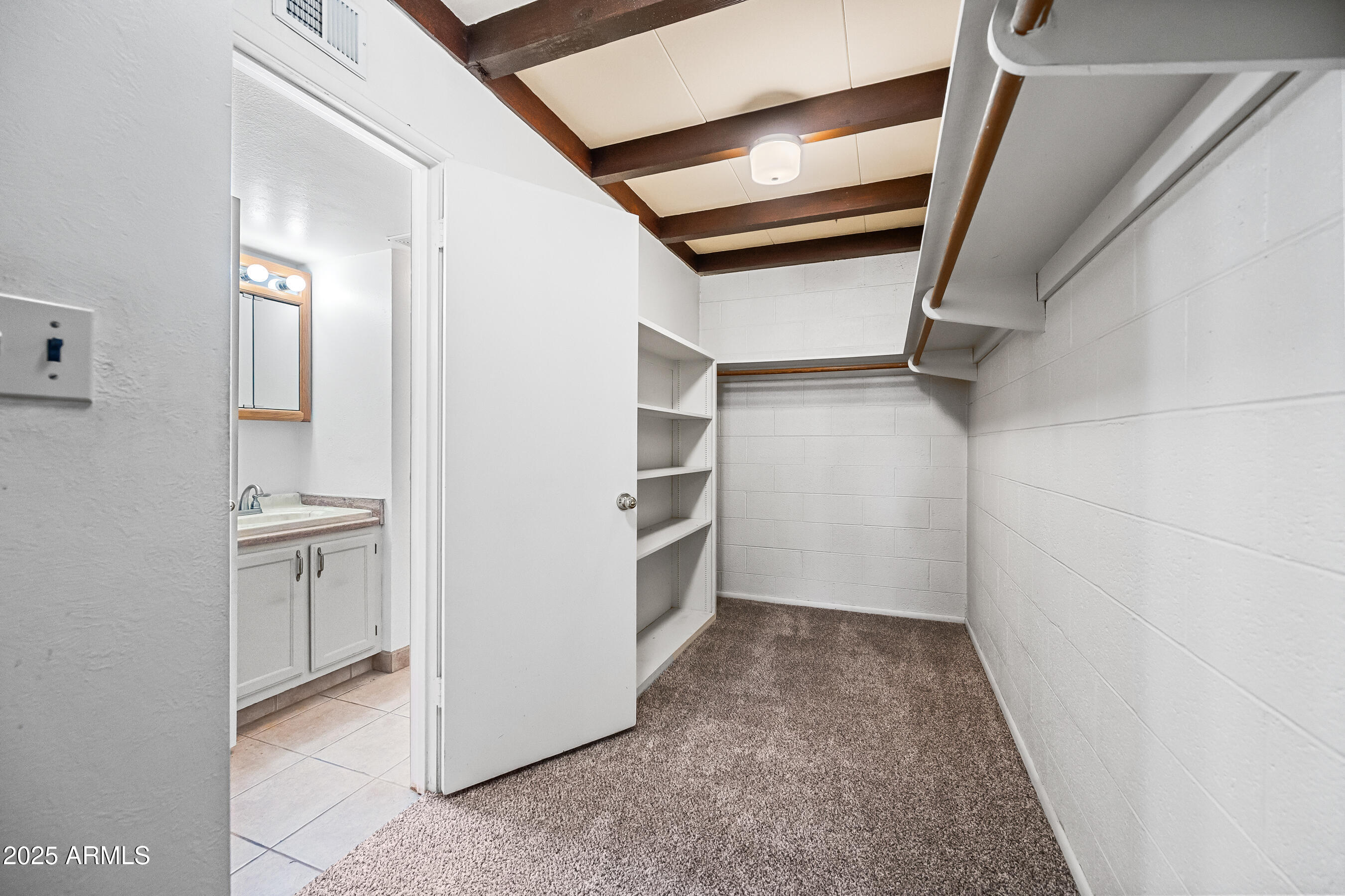 1101 East Bethany Home Road, Unit 8 Phoenix, AZ 85014 - Photo 17 of 20 18-1101EBHR8-ocupix-