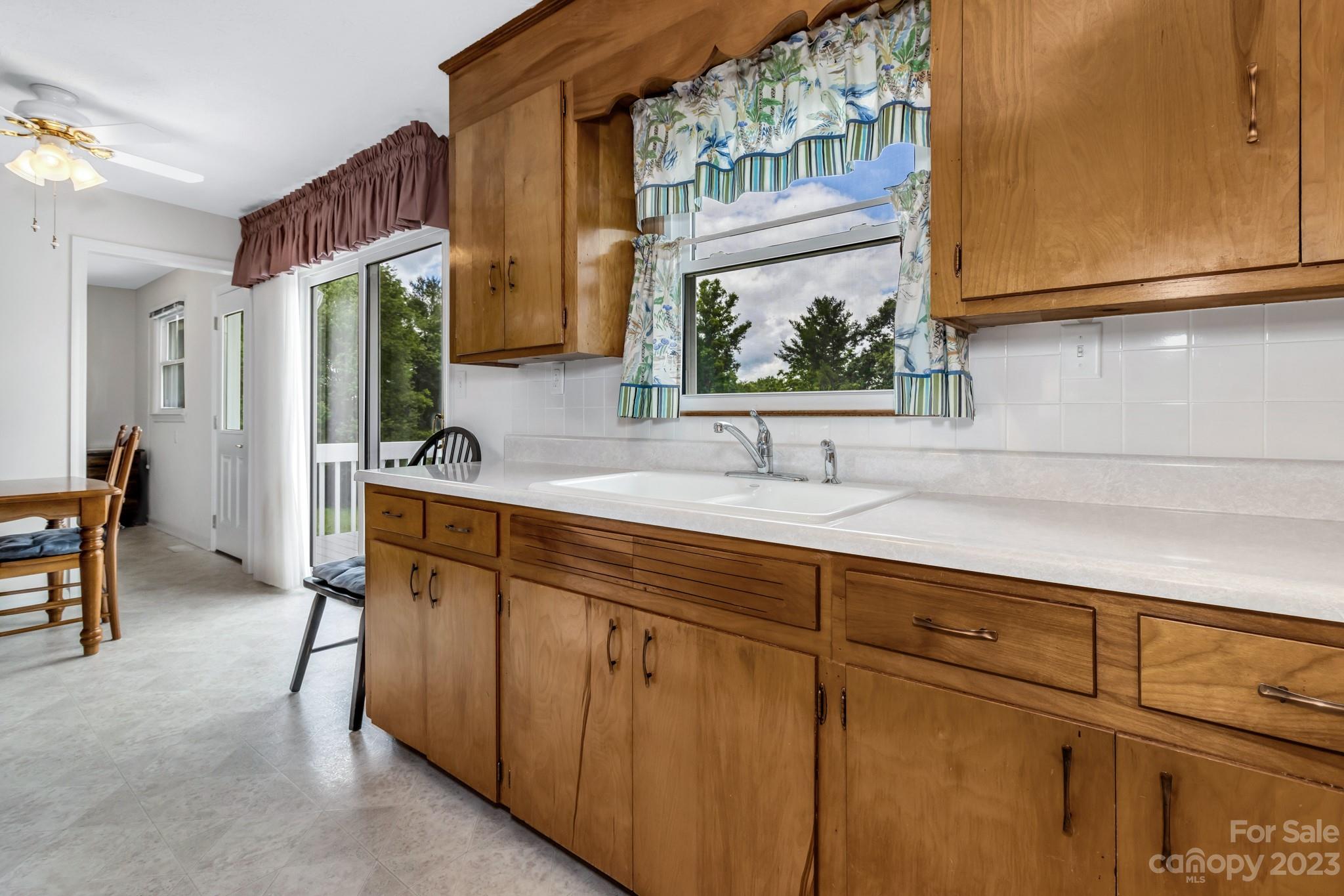 779 Jupiter Road Weaverville, NC 28787 - Photo 23 of 42 Gallery Image 23