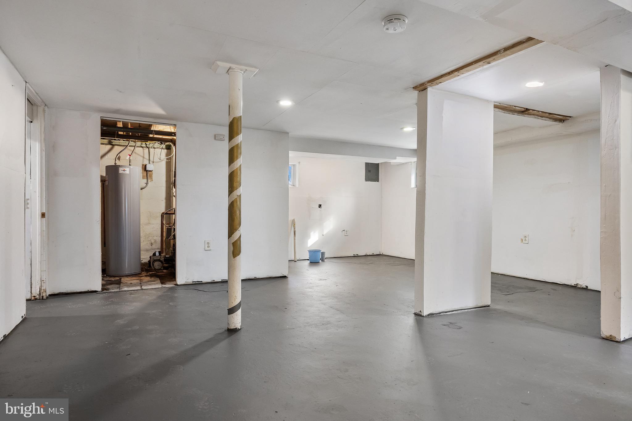 303 Pine Street Carneys Point, NJ 08069 - Photo 20 of 34 a view of empty room