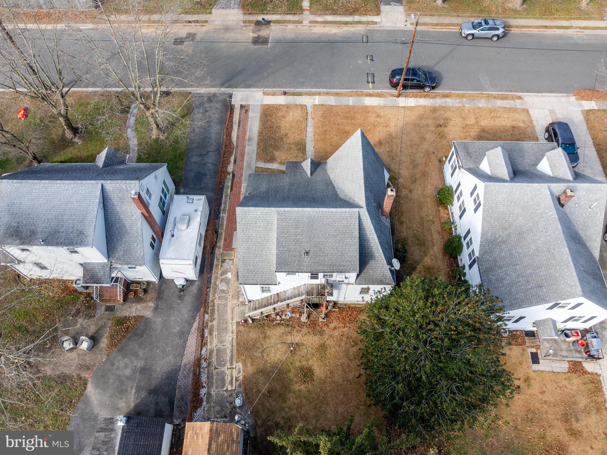 303 Pine Street Carneys Point, NJ 08069 - Photo 32 of 34 an aerial view of residential houses with outdoor space