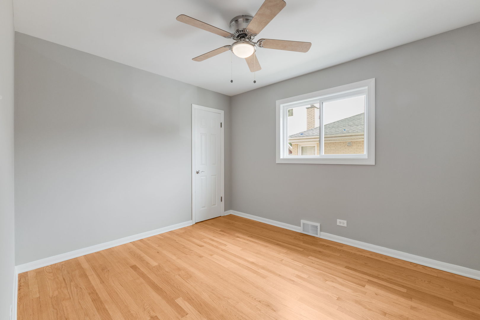 9120 West 26th Place Brookfield, IL 60513 - Photo 19 of 32