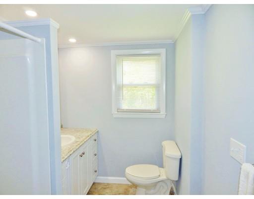 39 Farnham Road Stoughton, MA 02072 - Photo 9 of 10