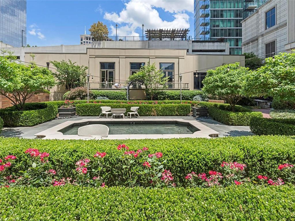 3376 Peachtree Road Northeast, Unit 44B Atlanta, GA 30326 - Photo 53 of 58 a house view with a garden space