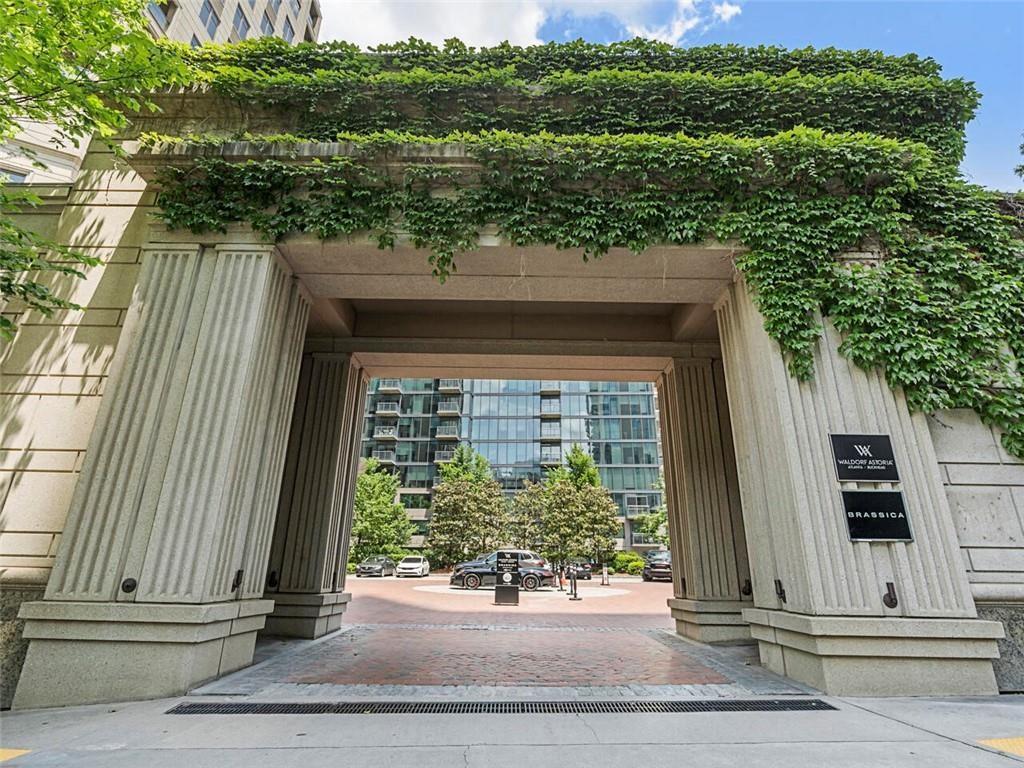 3376 Peachtree Road Northeast, Unit 44B Atlanta, GA 30326 - Photo 55 of 58 a view of a door of the house