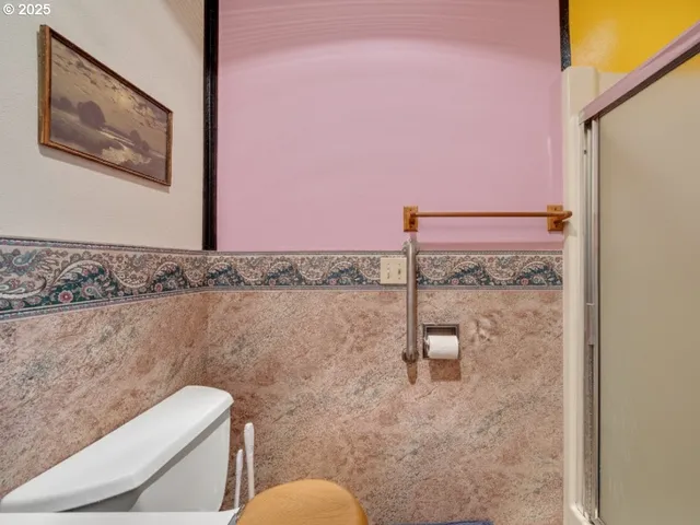 $620,000 | 305 Cypress Avenue, Garibaldi, OR 97118