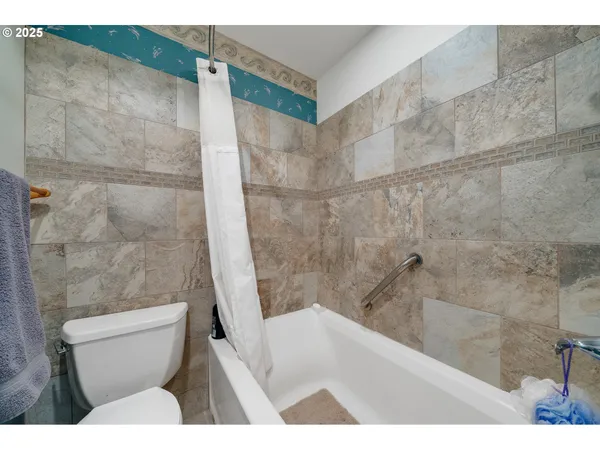 $620,000 | 305 Cypress Avenue, Garibaldi, OR 97118