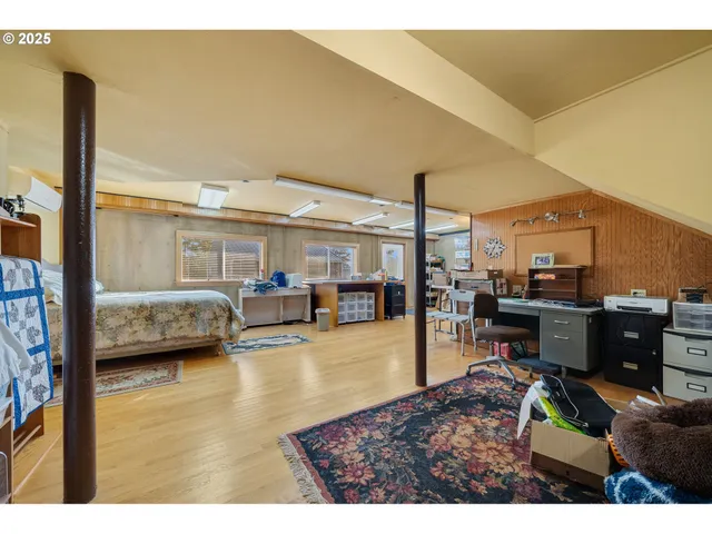 $620,000 | 305 Cypress Avenue, Garibaldi, OR 97118