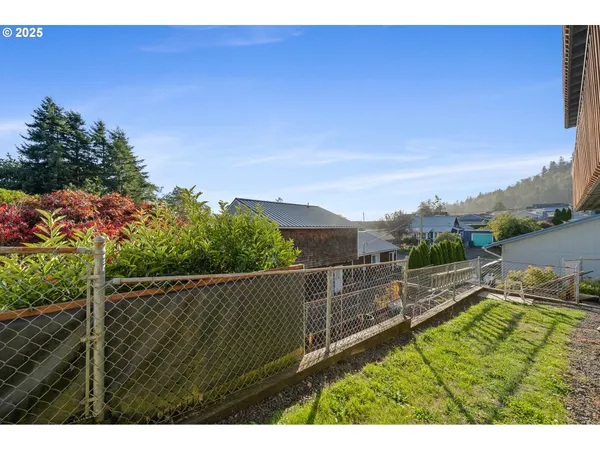 $620,000 | 305 Cypress Avenue, Garibaldi, OR 97118
