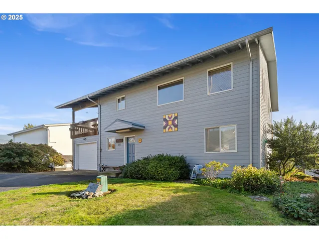 $620,000 | 305 Cypress Avenue, Garibaldi, OR 97118
