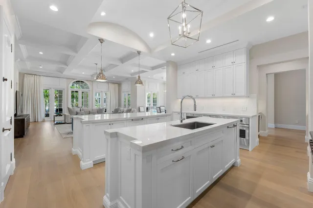 $19,500,000 | 251 Coconut Palm Road, Boca Raton, FL 33432