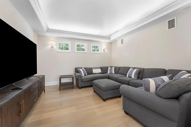 $19,500,000 | 251 Coconut Palm Road, Boca Raton, FL 33432