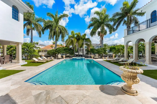 $19,500,000 | 251 Coconut Palm Road, Boca Raton, FL 33432