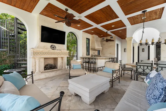 $19,500,000 | 251 Coconut Palm Road, Boca Raton, FL 33432