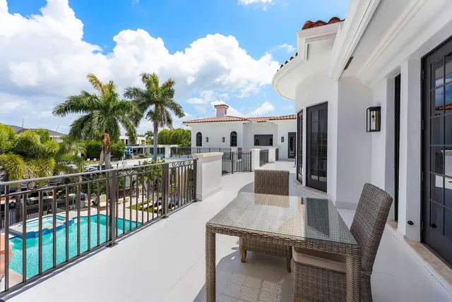 $19,500,000 | 251 Coconut Palm Road, Boca Raton, FL 33432