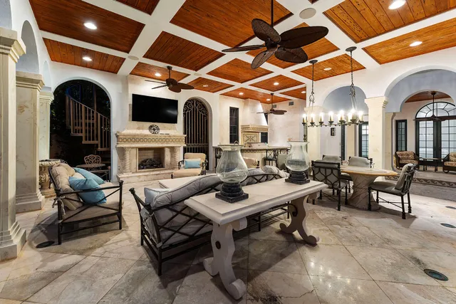 $19,500,000 | 251 Coconut Palm Road, Boca Raton, FL 33432