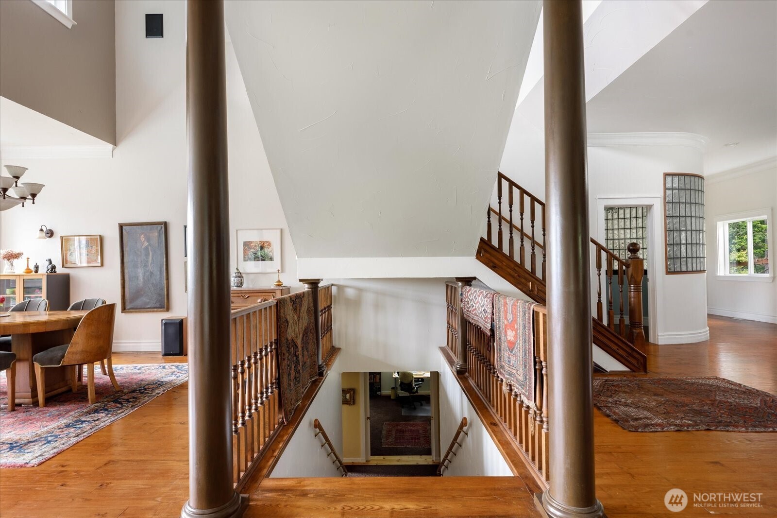 5427 Bayview Road Langley, WA 98260 - Photo 28 of 40 a view of living room with furniture and a fireplace