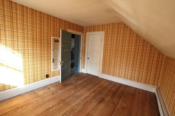 $650,000 | 300 Chestnut Street, Franklin, MA 02038
