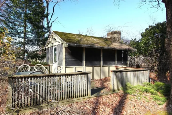 $650,000 | 300 Chestnut Street, Franklin, MA 02038