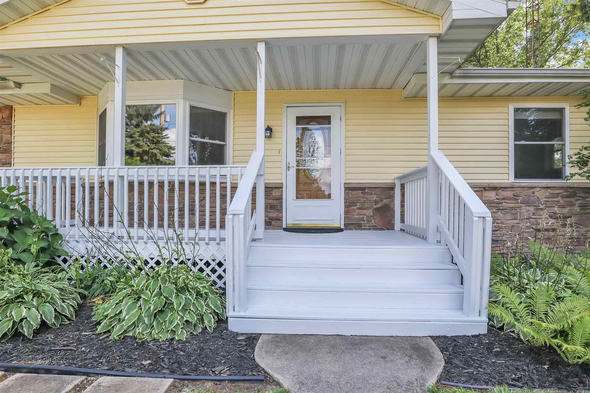 23026 Adams Road South Bend, IN 46628 - Photo 5 of 34 Gallery Image 5