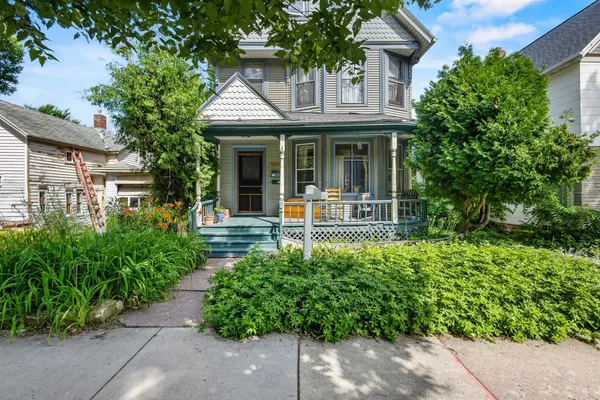 $659,900 | 1010 East Gorham Street, Madison, WI 53703