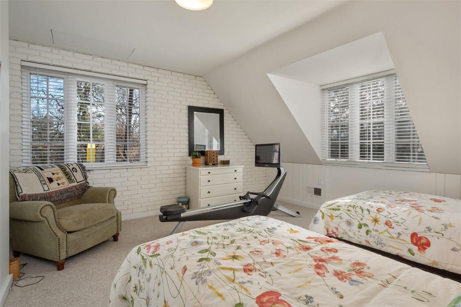 22 Dromara Road St. Louis, MO 63124 - Photo 38 of 49