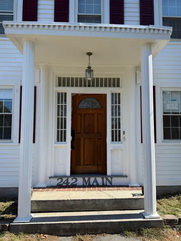 $2,300 | 244 Main Street, Unit SECOND, North Andover, MA 01845