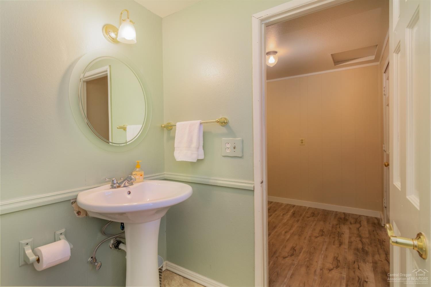 60300 East Ridgeview Drive Bend, OR 97702 - Photo 11 of 22 Additional Photo