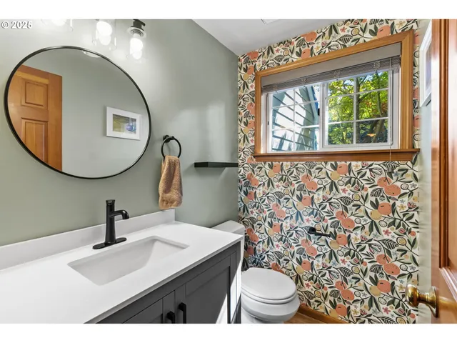 $628,000 | 1059 Cal Young Road, Eugene, OR 97401