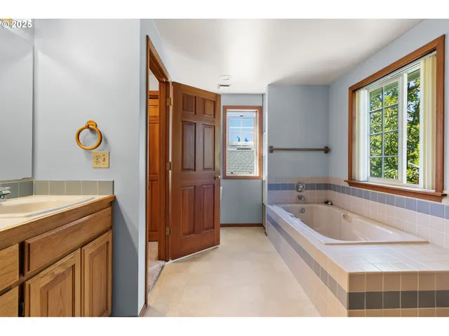 $628,000 | 1059 Cal Young Road, Eugene, OR 97401