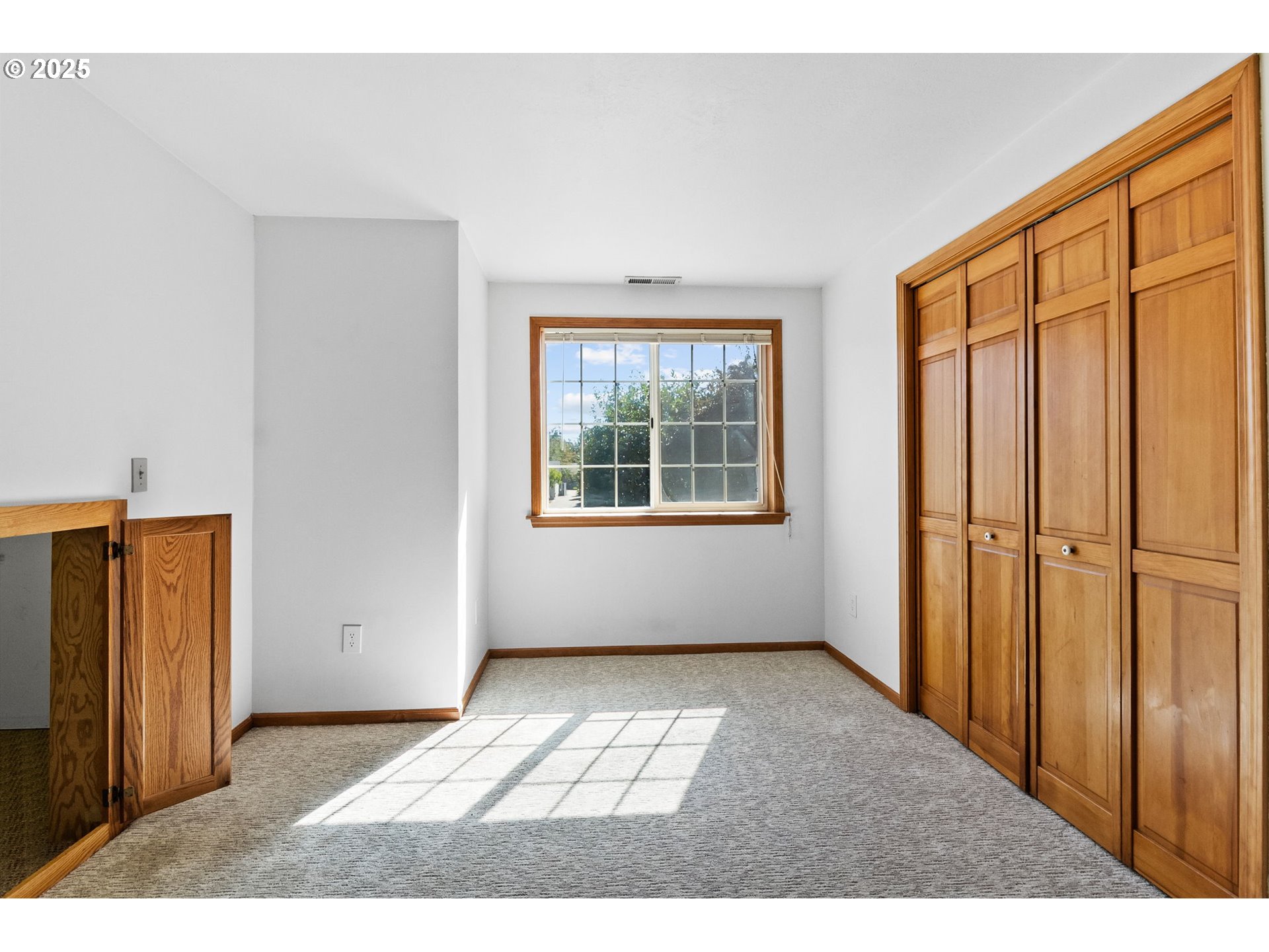 1059 Cal Young Road Eugene, OR 97401 - Photo 28 of 40