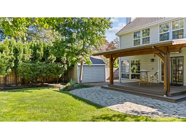 $628,000 | 1059 Cal Young Road, Eugene, OR 97401