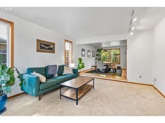 $628,000 | 1059 Cal Young Road, Eugene, OR 97401