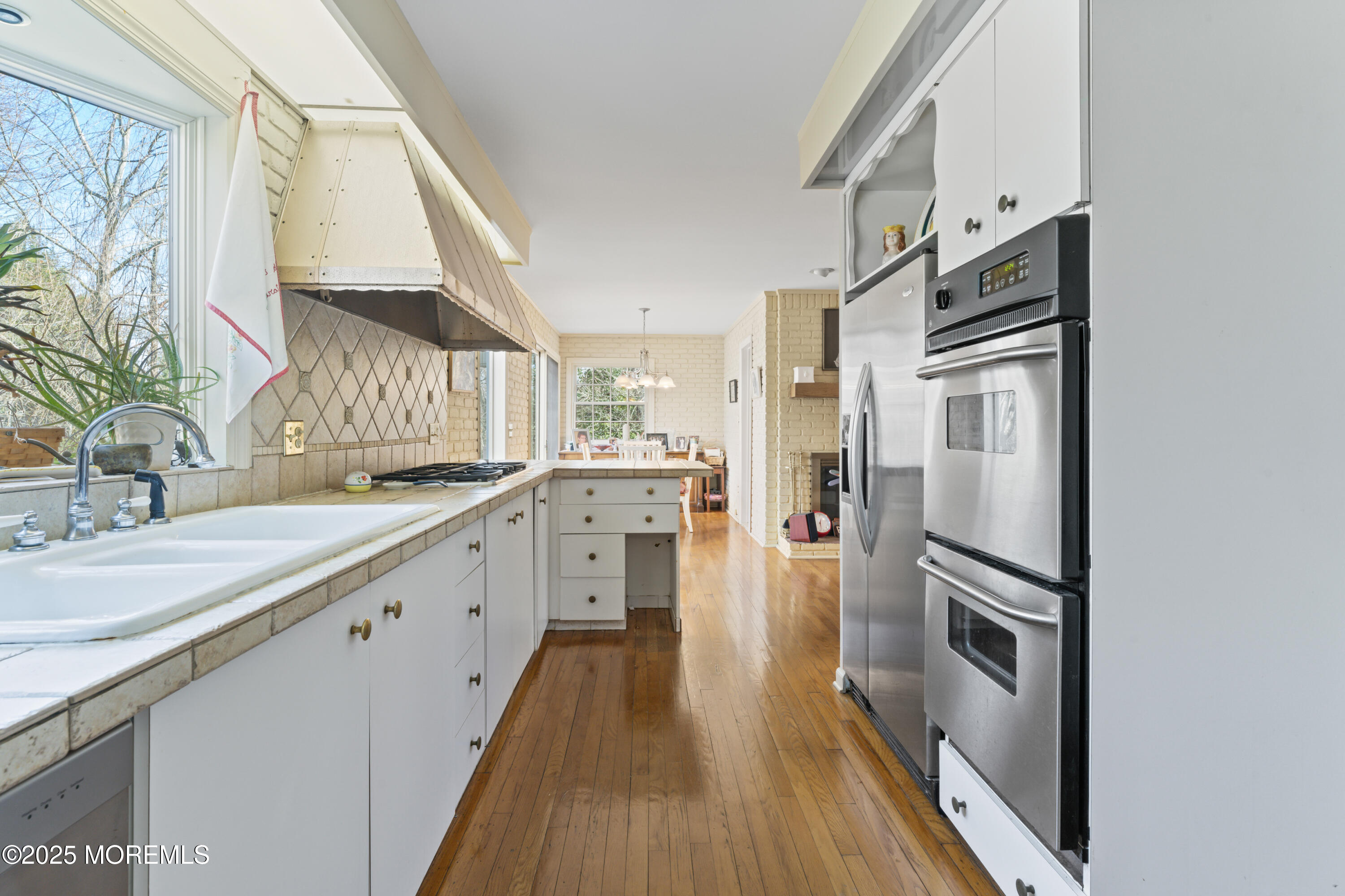 355 River Road Fair Haven, NJ 07704 - Photo 10 of 53 photos_high_resolution__HOM4616