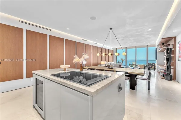 $30,000 | 18975 Collins Avenue, Unit 5302, Sunny Isles Beach, FL 33160